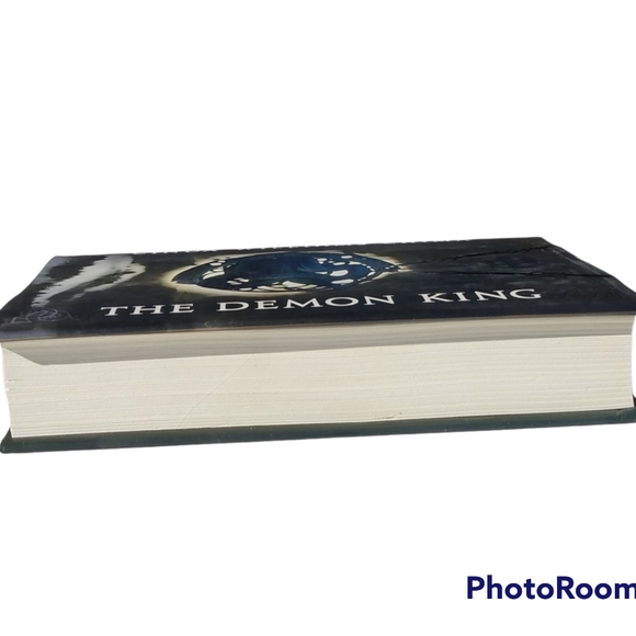 Fiction/fantasy book - Picture 6 of 7